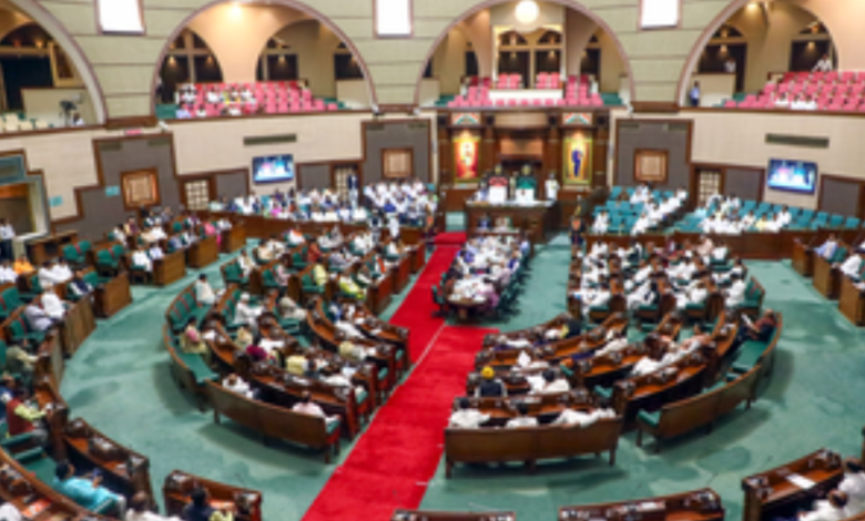 मध्य प्रदेश में दो साल में 32,000 से अधिक आत्महत्याएं हुईं, सरकार ने विधानसभा को बताया।
