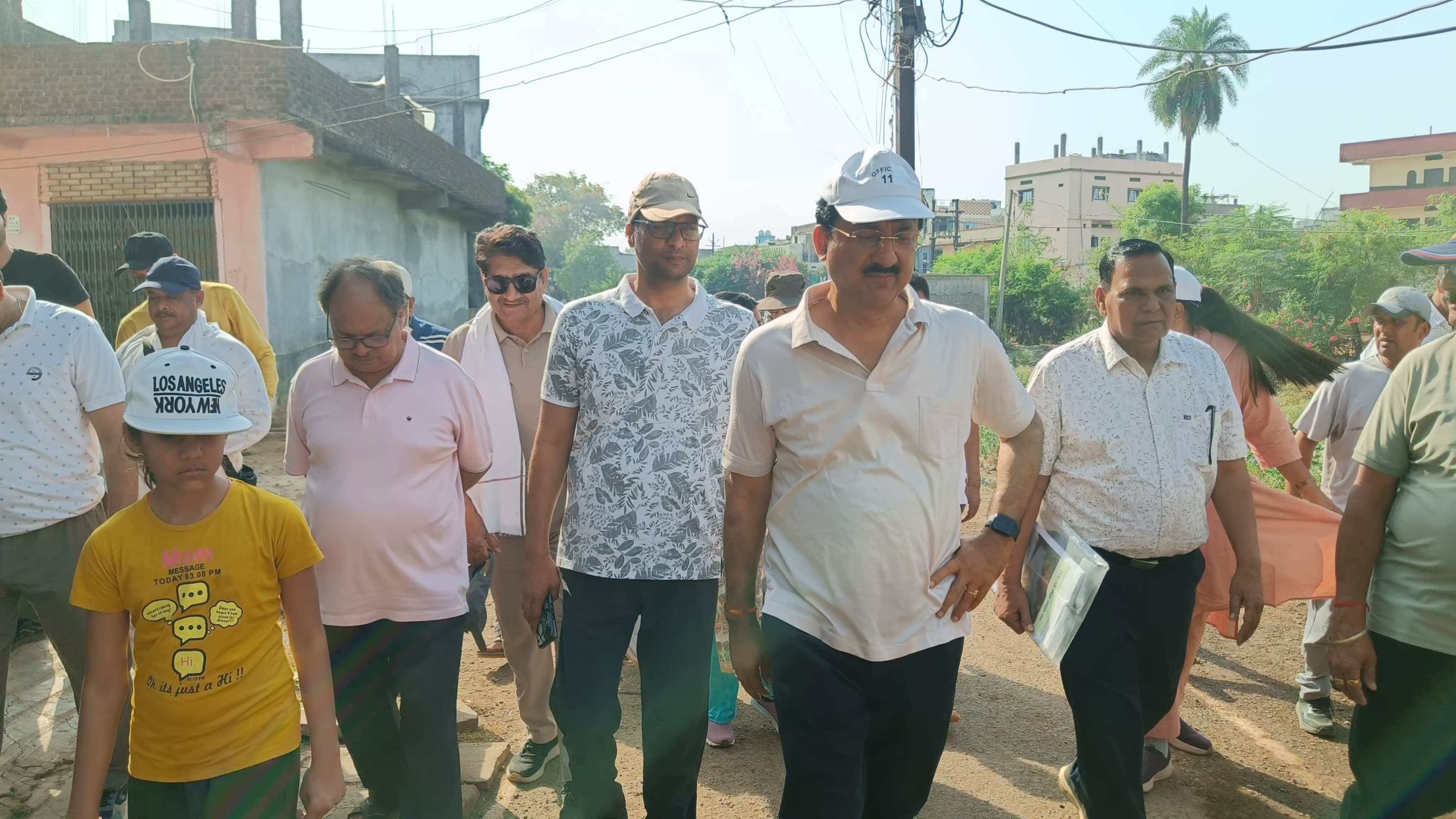 कलेक्टर का गुनिया नदी निरीक्षण स्वच्छता अभियान तेज posted by Ved Parkash Arya from Guna