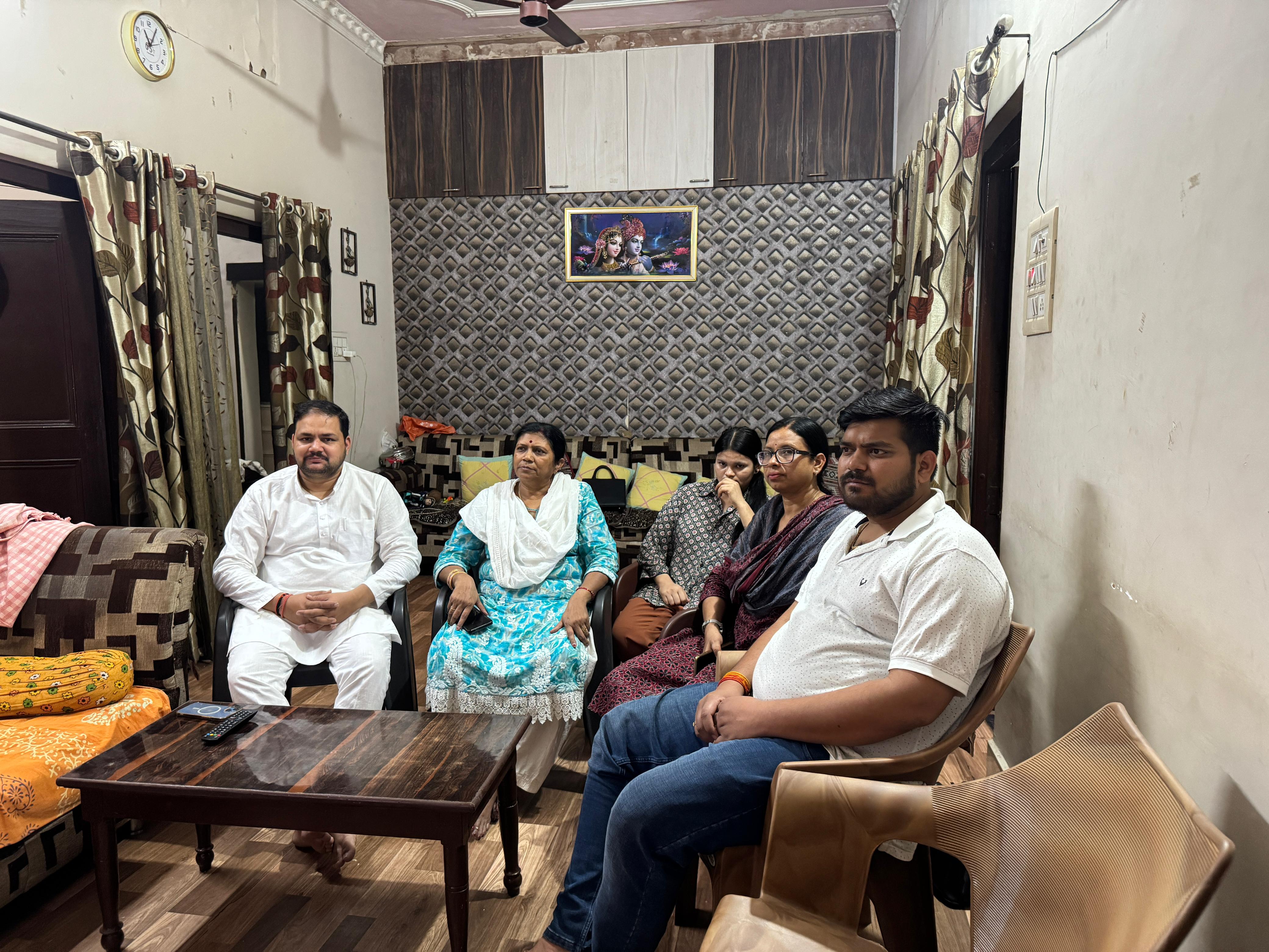 टीकमगढ़ में सभी बूथों पर भाजपा कार्यकर्ताओं ने सुनी मन की बात कार्यक्रम का 133 वां संस्करण।*  posted by Mahesh Kumar Saini from Lidhora Khas