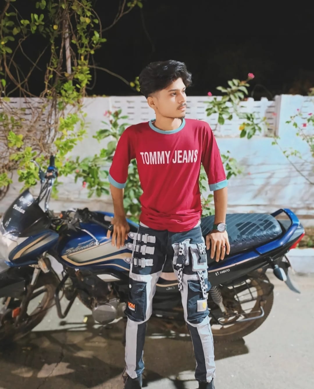 रेलवे ओवरब्रिज पर दर्दनाक हादसा: ट्रक की चपेट में आने से युवक की मौत, नो-एंट्री नियमों की अनदेखी बनी वजह