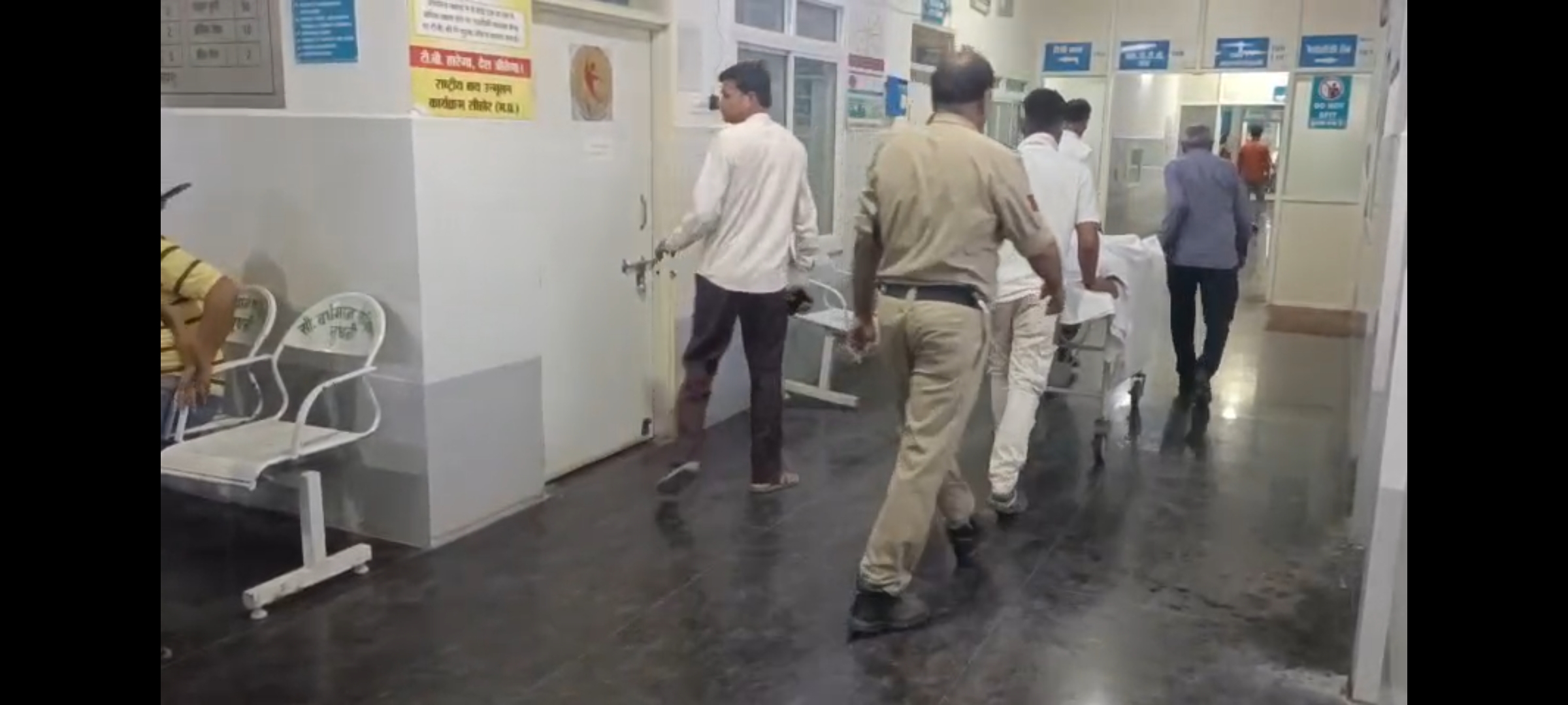 रेलवे ओवरब्रिज पर दर्दनाक हादसा: ट्रक की चपेट में आने से युवक की मौत, नो-एंट्री नियमों की अनदेखी बनी वजह