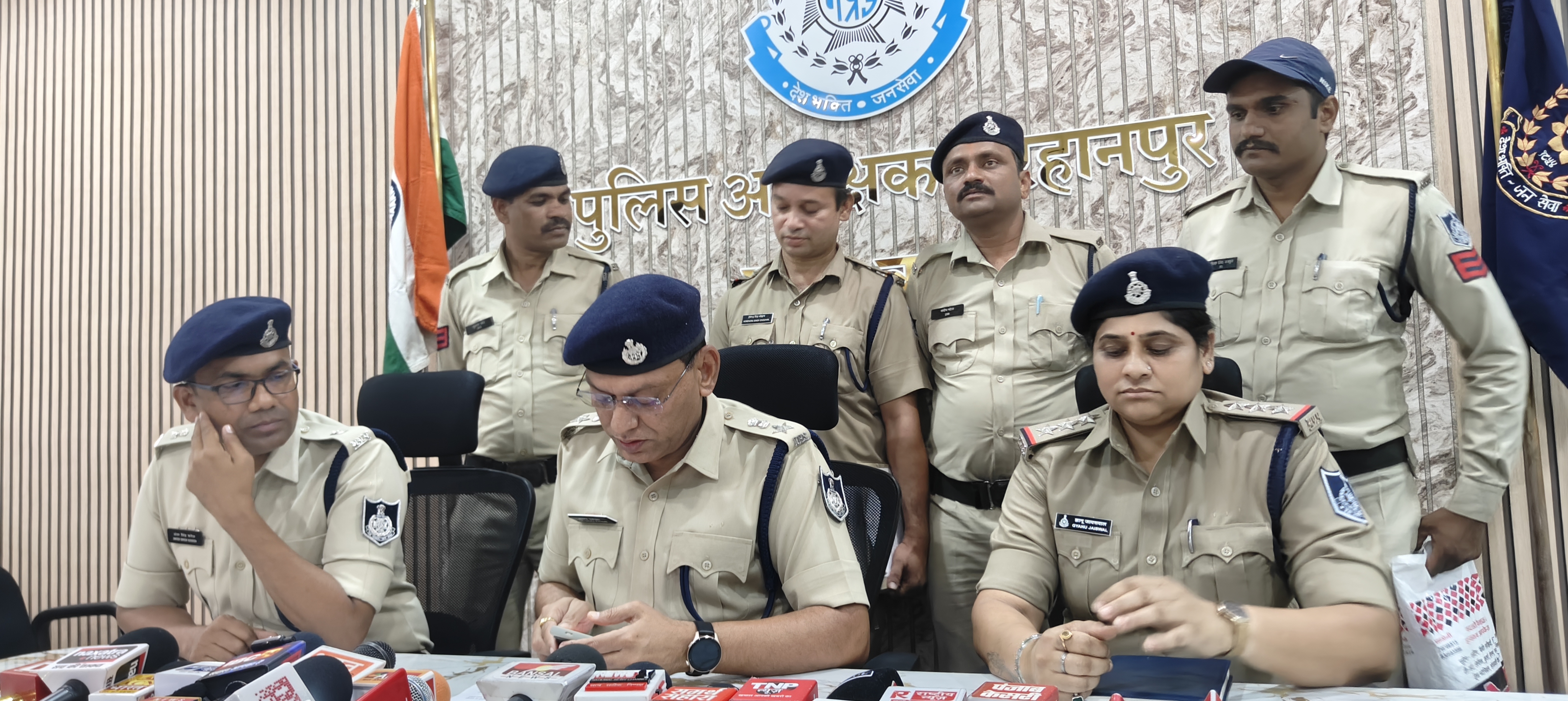 “नावरा लूट कांड का पर्दाफाश—दो आरोपी गिरफ्तार, लाखों का माल बरामद, बाकी की तलाश जारी!”