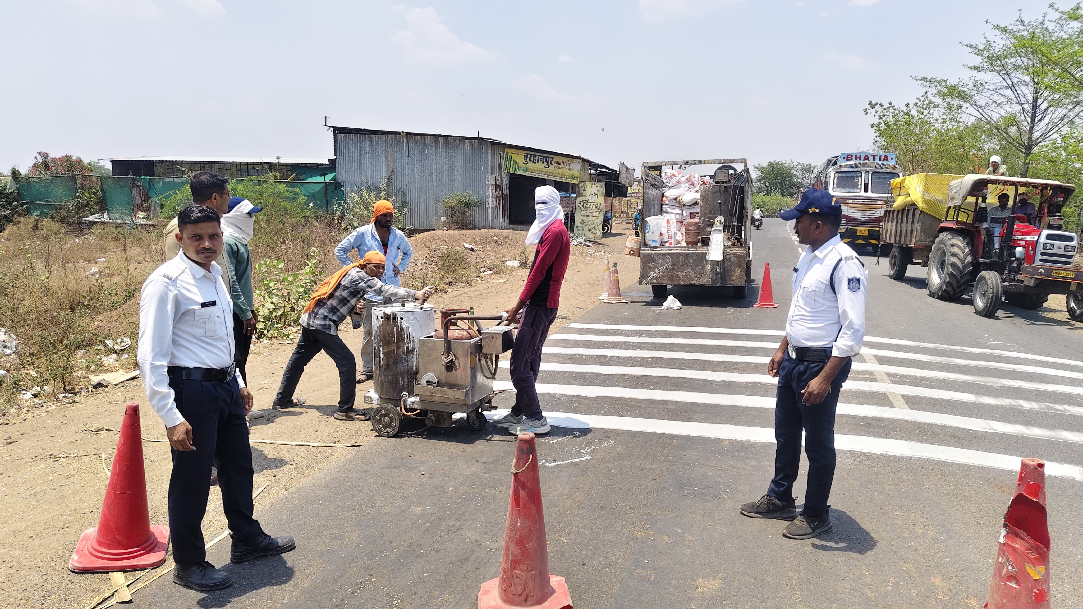 “सुरक्षित सड़क, सुरक्षित जीवन — हादसों को रोकने के लिए बुरहानपुर पुलिस का बड़ा कदम”