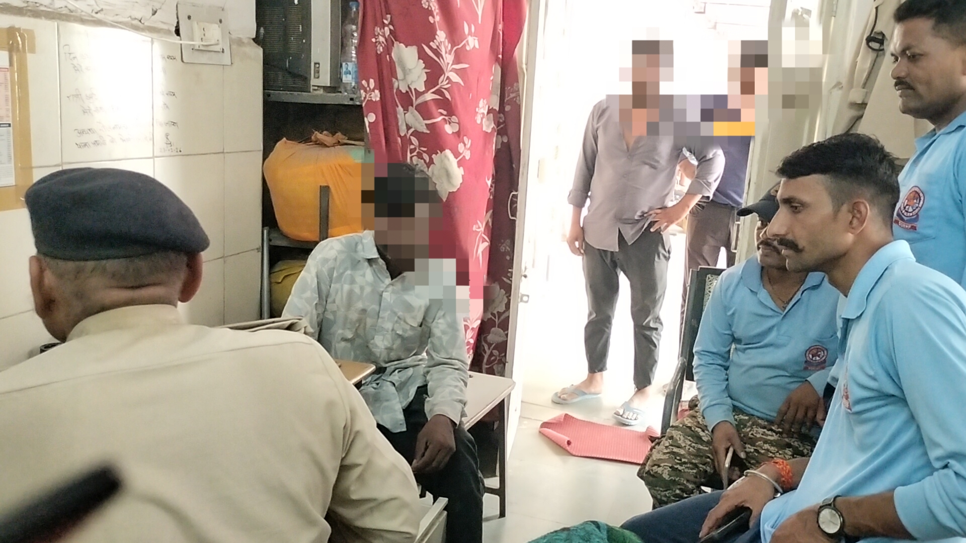 पारिवारिक कारणों के चलते युवक ने लगाई नर्मदा में छलांग। लायबाय रिंग में युवक की बची जान। एसडीआरएफ की टीम ने किया रेस्क्यू ,युवक की बचाई जान