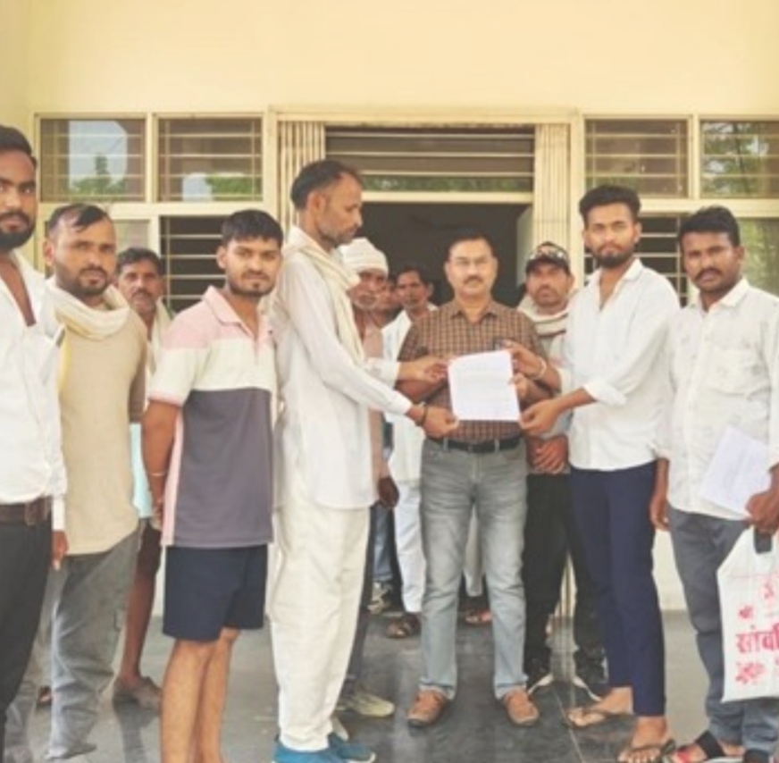झाली पंचायत में हो रहा भ्रष्टाचारRTI पर बवाल:  