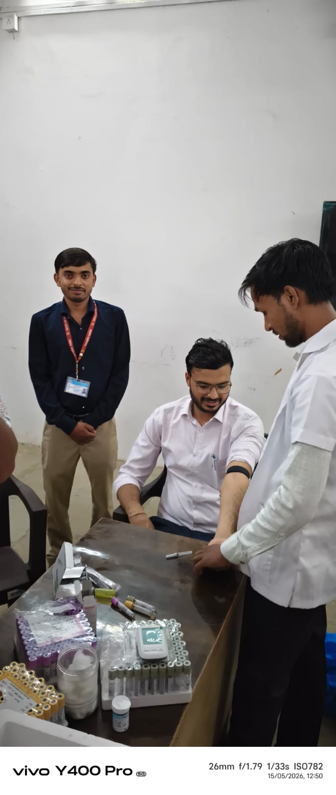 स्वस्थ अधिकारी–कर्मचारी ही मजबूत प्रशासन की पहचान  राजस्व विभाग आलोट में भव्य स्वास्थ्य परीक्षण शिविर आयोजित, 32 अधिकारी एवं कर्मचारियों की 