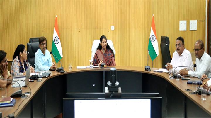 सागर: न्यायालयीन प्रकरणों में लापरवाही पर गिरेगी गाज, अधिकारियों पर लगेगा जुर्माना