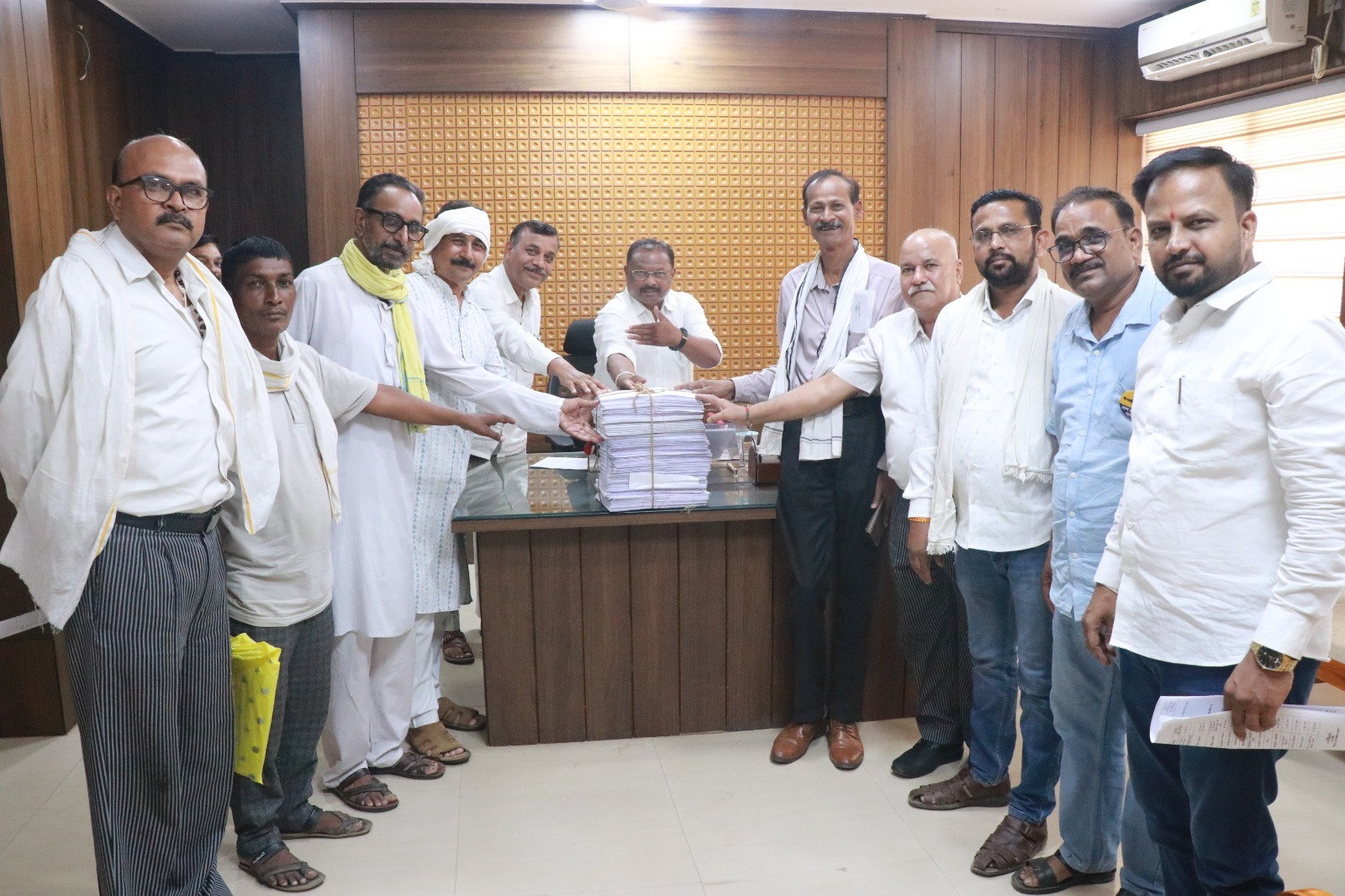 बालाघाट: मतदाता सूची पुनरीक्षण को लेकर राजनीतिक दलों की महत्वपूर्ण बैठक