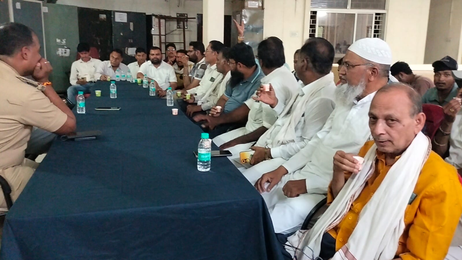 बकरीद को लेकर प्रशासन अलर्ट,शांति समिति बैठक में भाईचारे और सौहार्द का दिया संदेश ,अफवाहों से दूर रहने और कानून व्यवस्था बनाए रखने की अपील