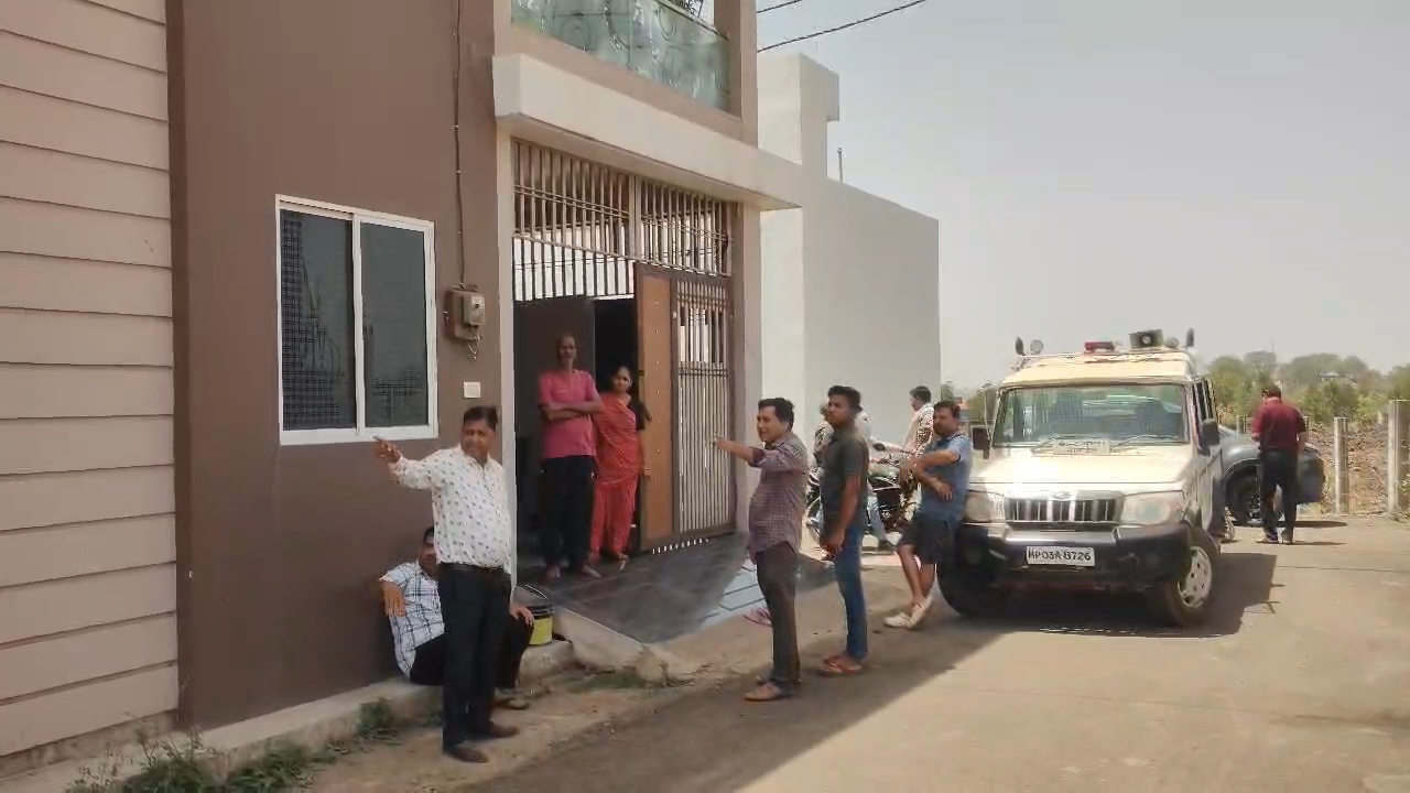 गुना में बुजुर्ग महिला से लूट सनसनीखेज चोरी
