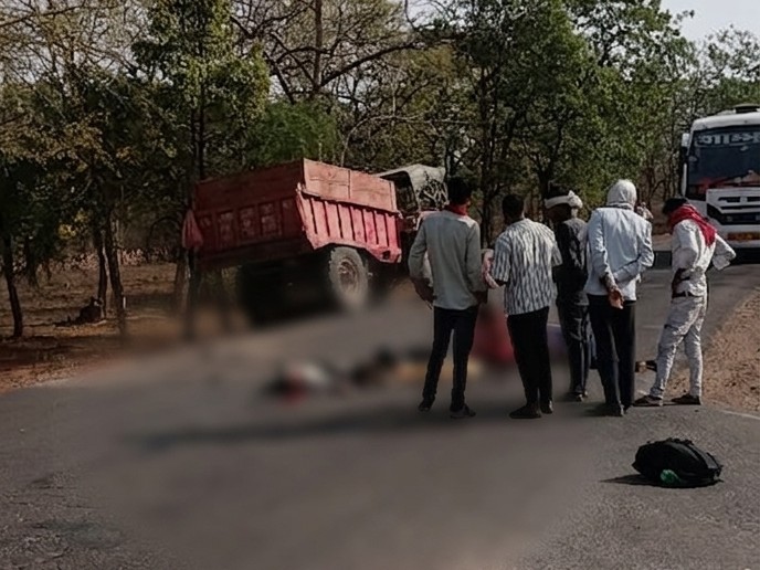 पन्ना: सड़क हादसे में युवक की मौत, तीन गंभीर घायल