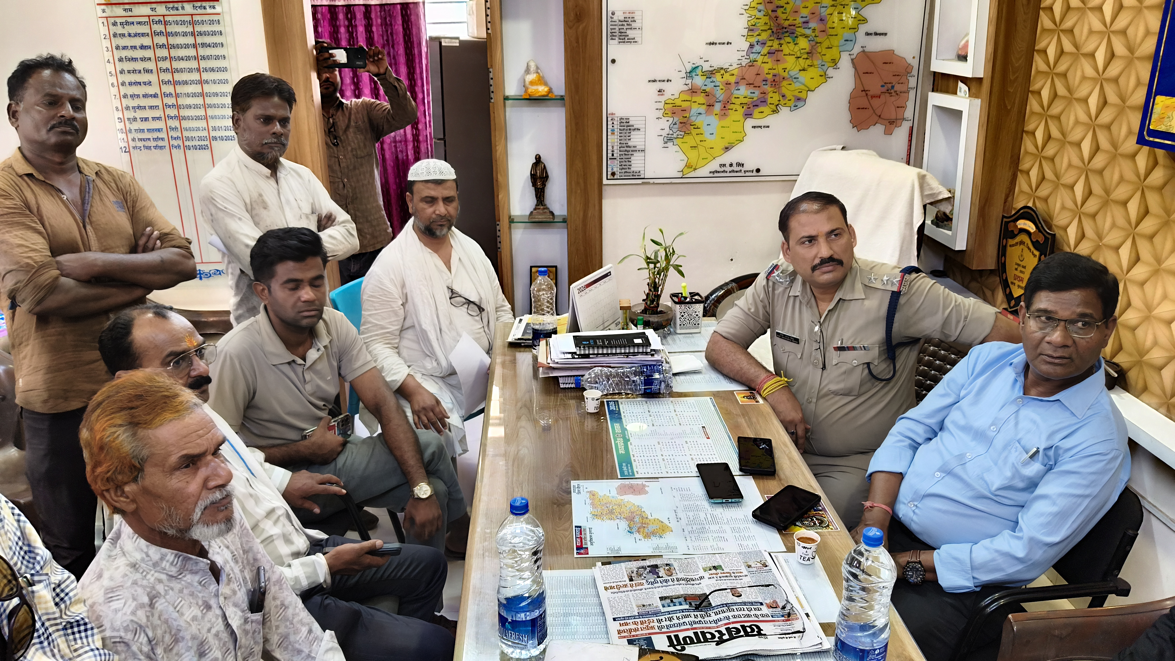 ईदुल अजहा को लेकर थाना परिसर में शांति समिति की बैठक का हुआ आयोजन