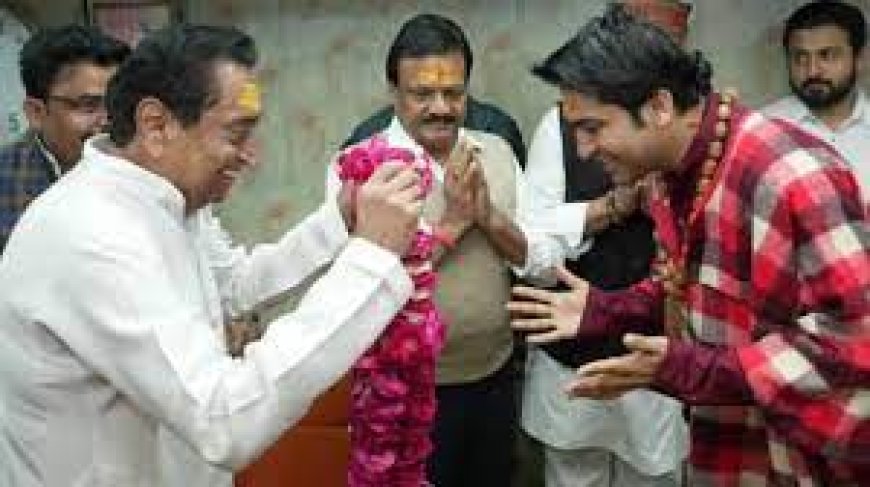 बालाजी सरकार के दर्शन  करने बागेश्वर धाम पहुंचे  कमलनाथ , पं. धीरेंद्र शास्त्री से की मुलाकात