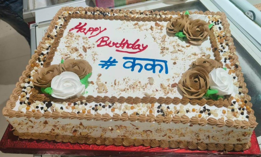 सीएम  ने काटा  मिलेट से बना केक...