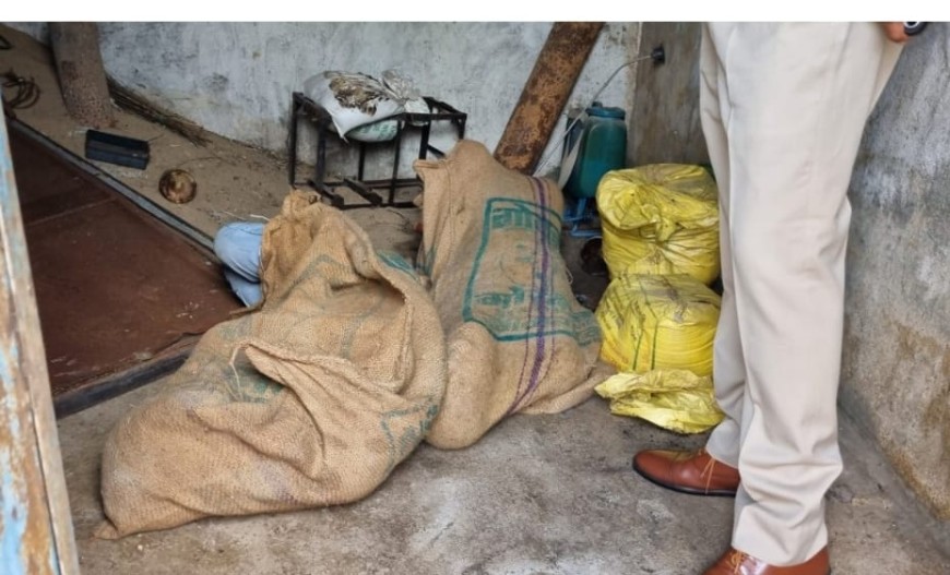 बेटी को परेशान करते थे युवक, पिता ने मार डाला