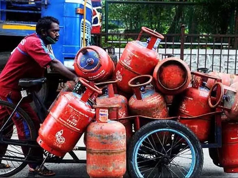चुनाव खत्म होती ही आज से बढ़ गए गैस सिलेंडर के दाम, देशभर में लागू हुए नए दाम