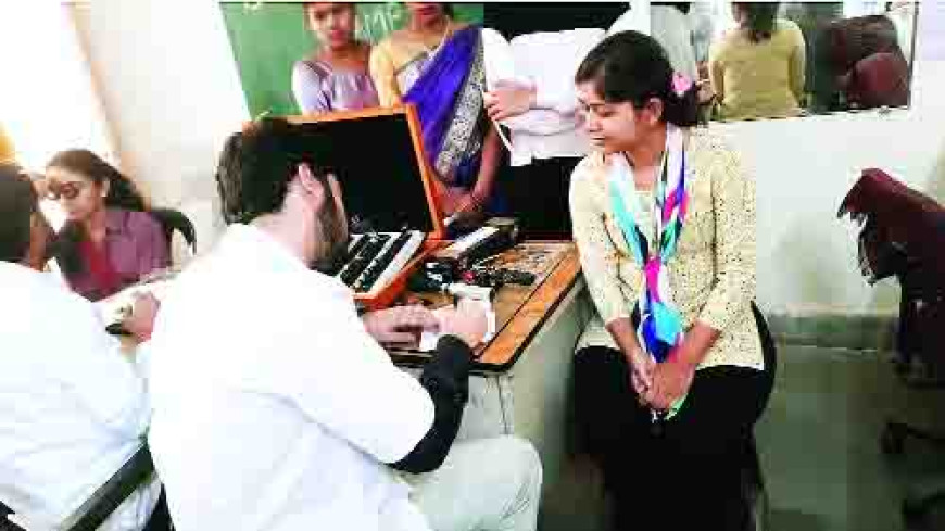 आई कैंप में 41 मरीजों की नजर मिली कमजोर