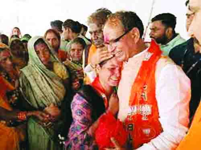 विदिशा लोकसभा प्रत्याशी शिवराज सिंह का स्वागत