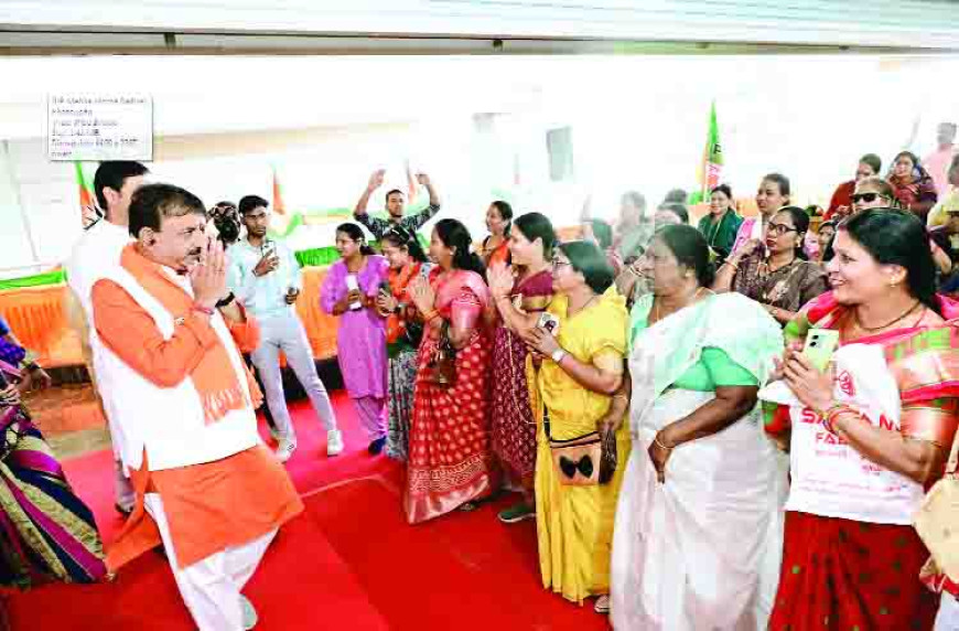 लोकसभा में महिलाओं की अहम भूमिका: आलोक