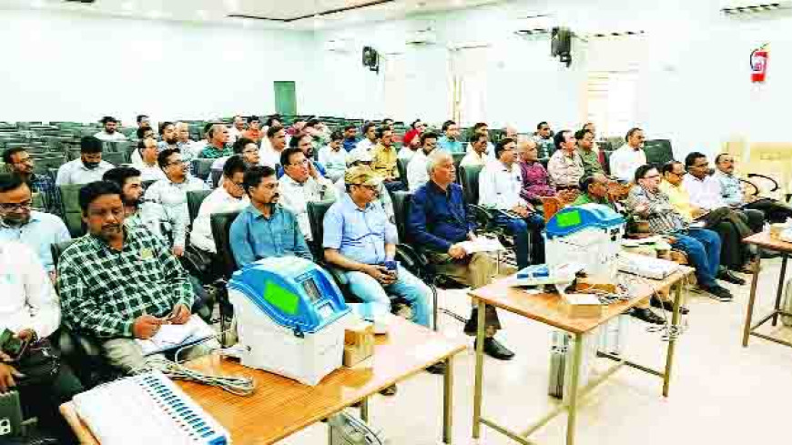 डीईओ, एआरओ पोलिंग पार्टी के बीच की कड़ी होता है: कलेक्टर