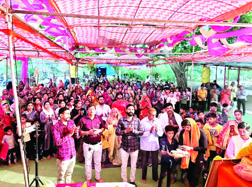 रामकथा पर भारी पड़ी तेज हवा और बेमौसम बारिश