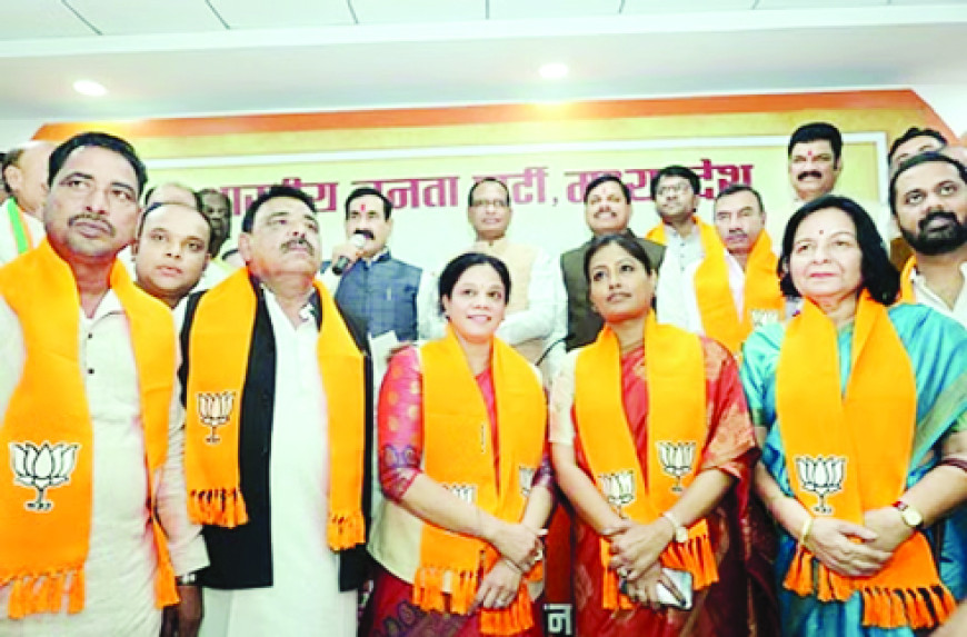 कांग्रेस की पूर्व विधायक पारुल साहू भी भाजपा में शामिल ,नवरात्रि में देवी कृपा से बढ़ रही पार्टी की शक्ति: सीएम