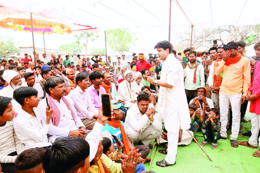 जिसको कोई नहीं पूछता था, उसे पीएम अशोक नगर के गांवों में जनसंपर्क और जनसभाओं को किया संबोधित