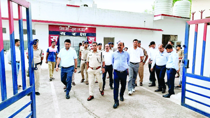 जेल मैन्युअल का कड़ाई से करें पालन : कलेक्टर