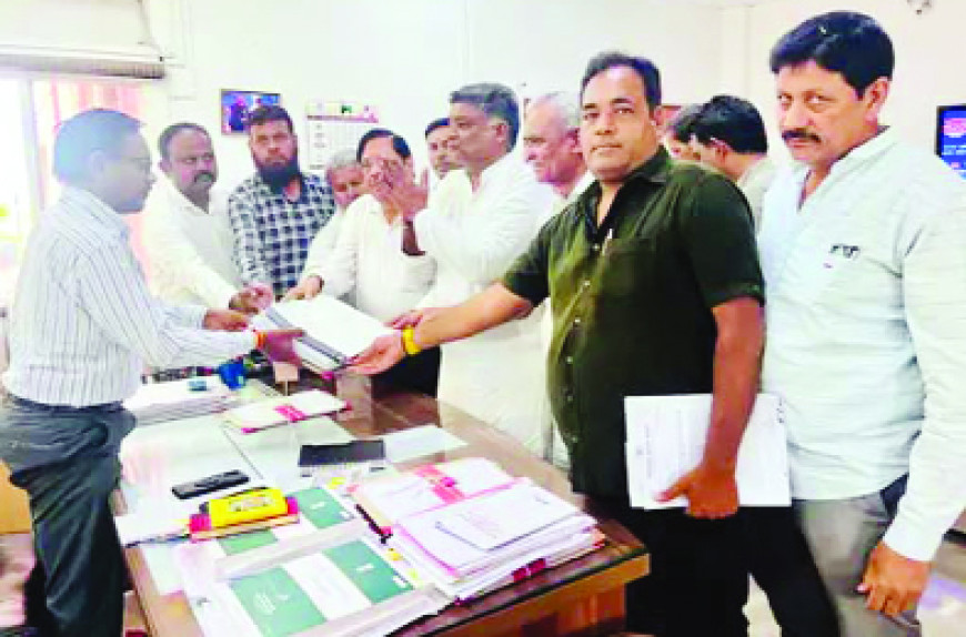 कांग्रेस ने की फर्जी नाम जोडऩे की कंप्लेन पीएम के भोपाल में रोड शो, हरदा की सभा को लेकर भी चुनाव आयोग पहुंची