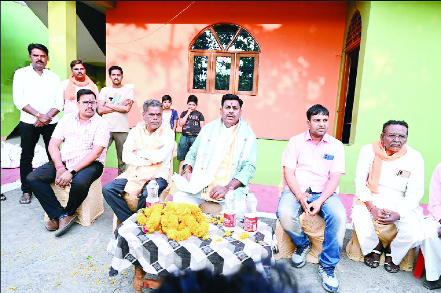 लोकसभा चुनाव को लेकर हुजूर में तैयारियां तेज, विधायक रामेश्वर शर्मा ने बूथ स्तरीय बैठकें कर दिए निर्देश कार्यकर्ताओं को मोदी बनकर मैदान में उतरना होगा : शर्मा