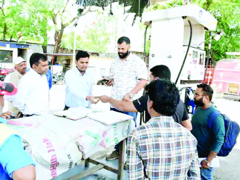 निगम कमिश्नर ने डीजल टैंक परिसर का किया निरीक्षण, मिला अवैध कब्जा