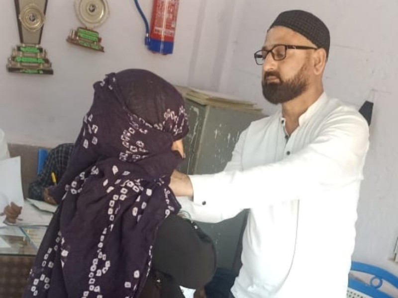 43 हज यात्रियों का किया गया परीक्षण
