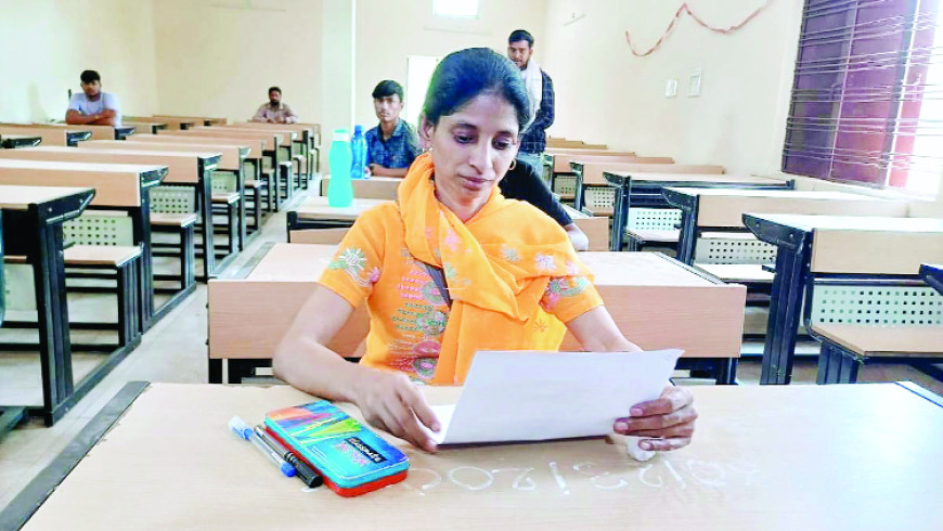 पाक से आई गीता ने आठवीं की दी परीक्षा