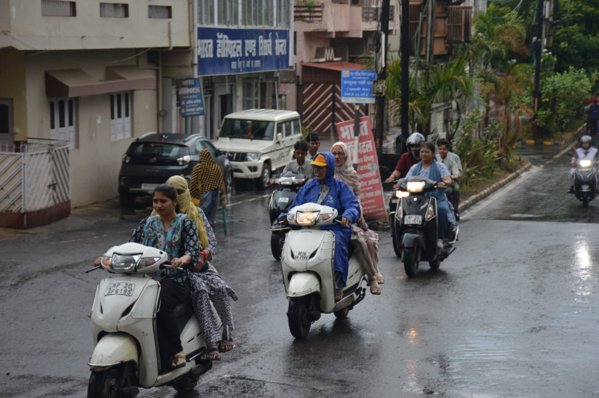 तेजी से आगे बढ़ रहा मानसून, 72 घंटे में सक्रिय होने के आसार