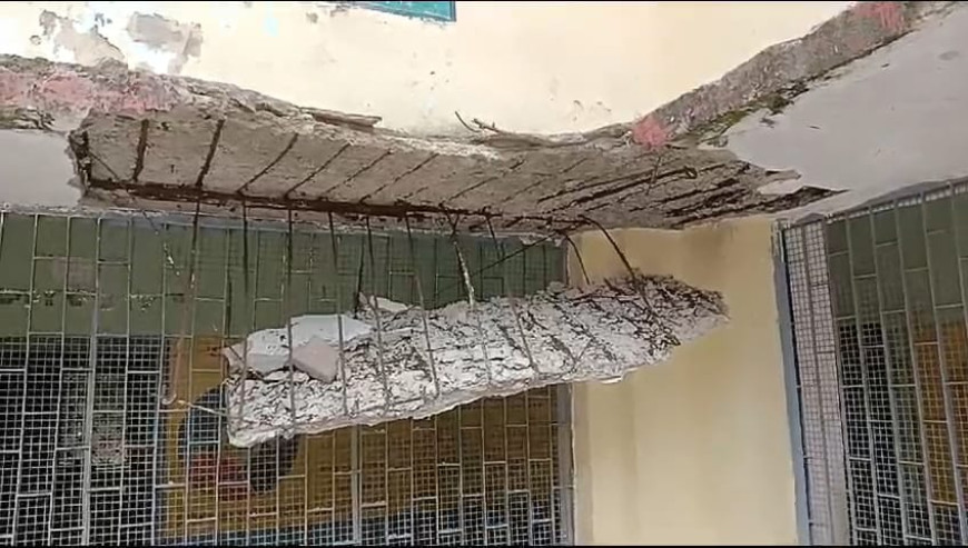Jabalpur news:  जर्जर स्कूल भवन में पढ़ने की मजबूरी, शासकीय माध्यमिक शाला गोविंदगंज में आए दिन हो रहे हादसे