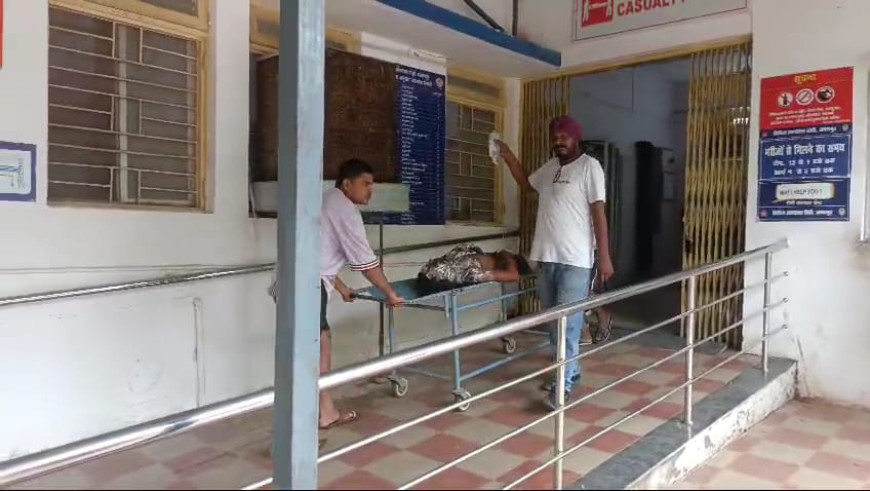 Jabalpur News: शादी से इंकार पर रांझी मस्ताना चौक में प्रेमी ने महिला को लगाई आग, खुद भी झुलसा