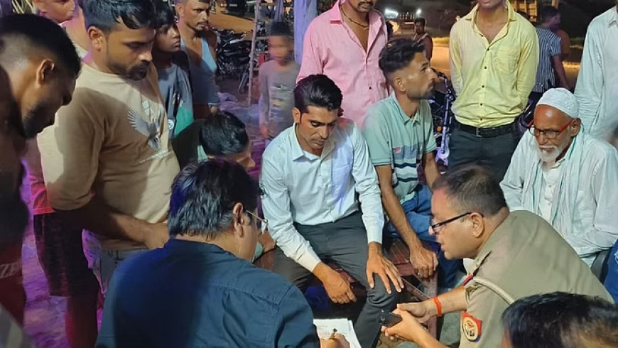 दुल्हन की कार रोक लूट का प्रयास, बाइक सवारों ने की बरातियों से मारपीट, ग्रामीण आए तो बाइक छोड़कर भागे
