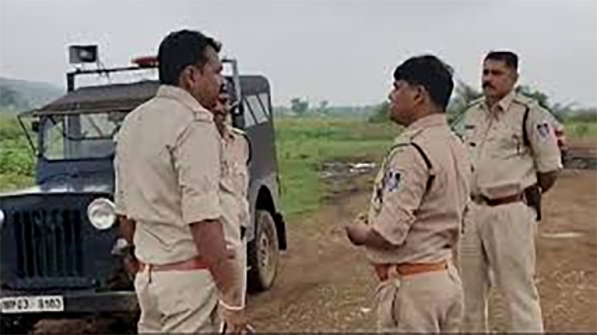 इंदौर में 2 आर्मी अफ़सरों के साथ लूटपाट और महिला मित्र से रेप का आरोप, दो अभियुक्त गिरफ़्तार