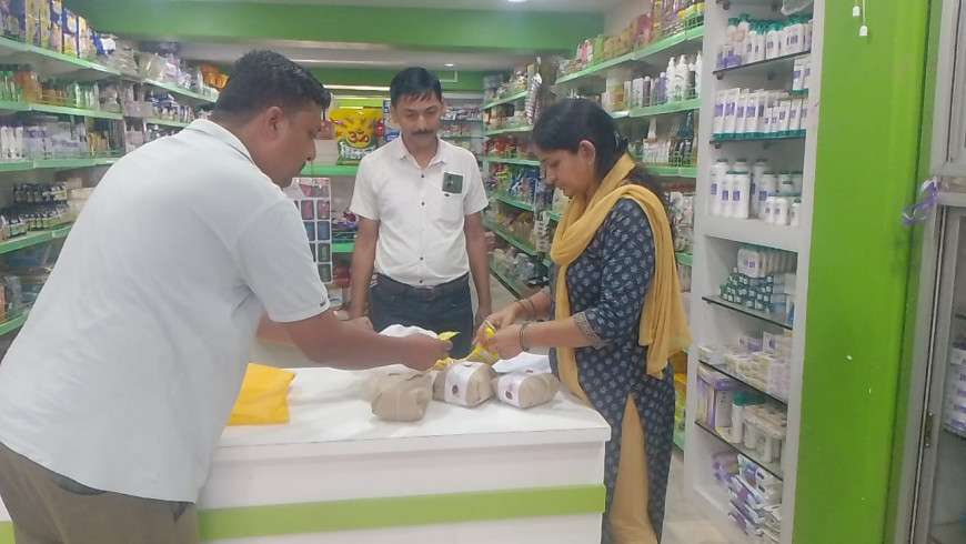Jabalpur News: नूडल्स में निकले जिंदा कीड़े ,राष्ट्रीय उपभोक्ता फोरम के निर्देश पर छापेमारी