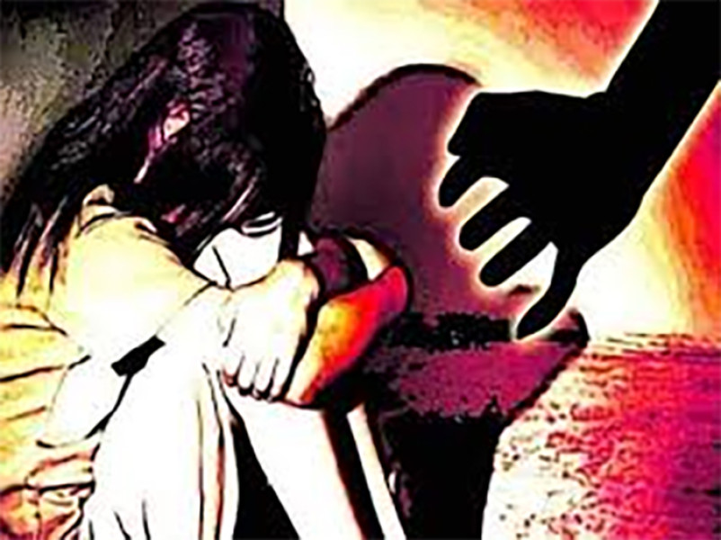 पांचवी की छात्रा का बैग छीना, कार में खींचा... होटल ले जाकर किया गैंगरेप, मुकदमा दर्ज