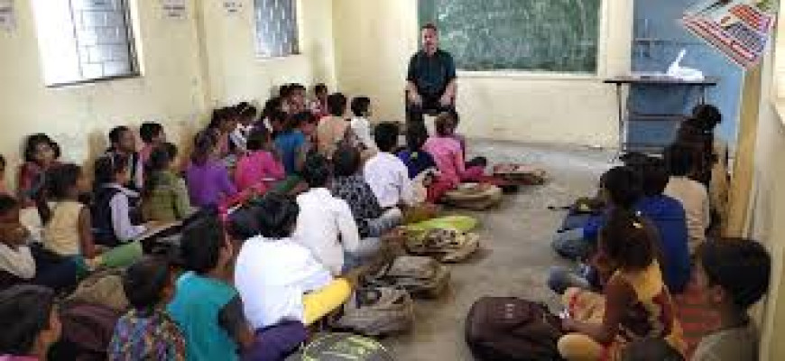 Jabalpur News: एक शिक्षक के भरोसे 94 नोनिहाल छात्रों का भविष्य!