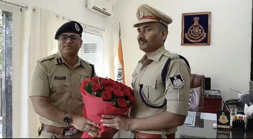 Jabalpur News: आदित्य ने संपत को सौंपी जबलपुर पुलिस अधीक्षक की कमान, पदभार ग्रहण करते ही बोले; चाकूबाजी पर लगेगी लगाम