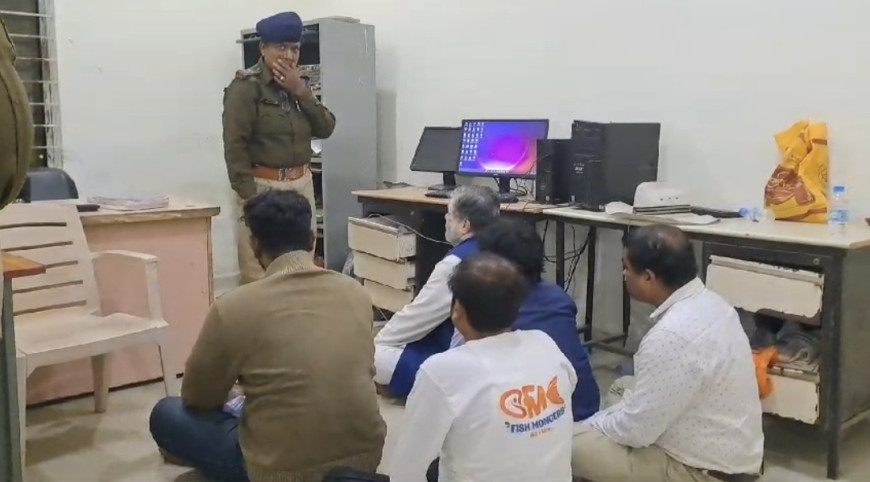 Jabalpur News: चौकसे यात्री निवास होटल में पुलिस मारा छापा,देह व्यापार में लिप्त 5 महिला 5 पुरुष व होटल संचालक गिरफ्तार