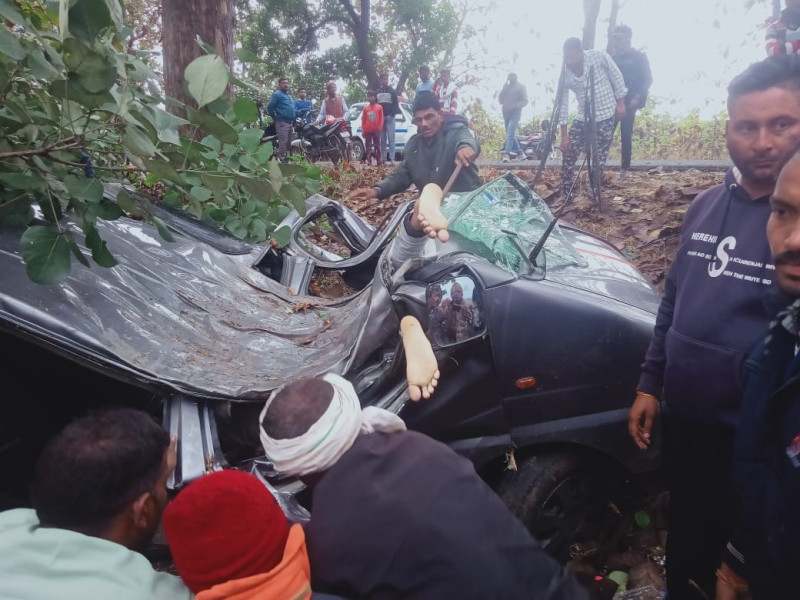 Jabalpur News: तेज रफ्तार कार अनियंत्रित होकर खाई में गिरी, 1 की मौत