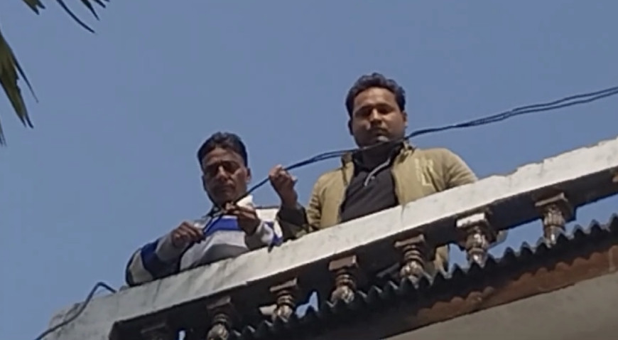 Jabalpur News: चोरी की बिजली से रोशन हो रहा था बंगला,चल रहा था ई रिक्शा चार्जिंग प्वाइंट ... विजलेंस टीम ने मारा छापा