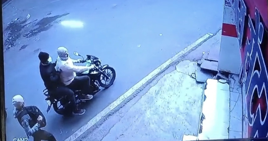 Jabalpur News: महाराष्ट्र के ठगों ने कटंगा और कोतवाली में फर्जी पुलिस बन महिलाओं से उतरवाए थे जेवर, साढ़े चौदह तोला सोने के जेवर भी बरामद, आरोपी फरार