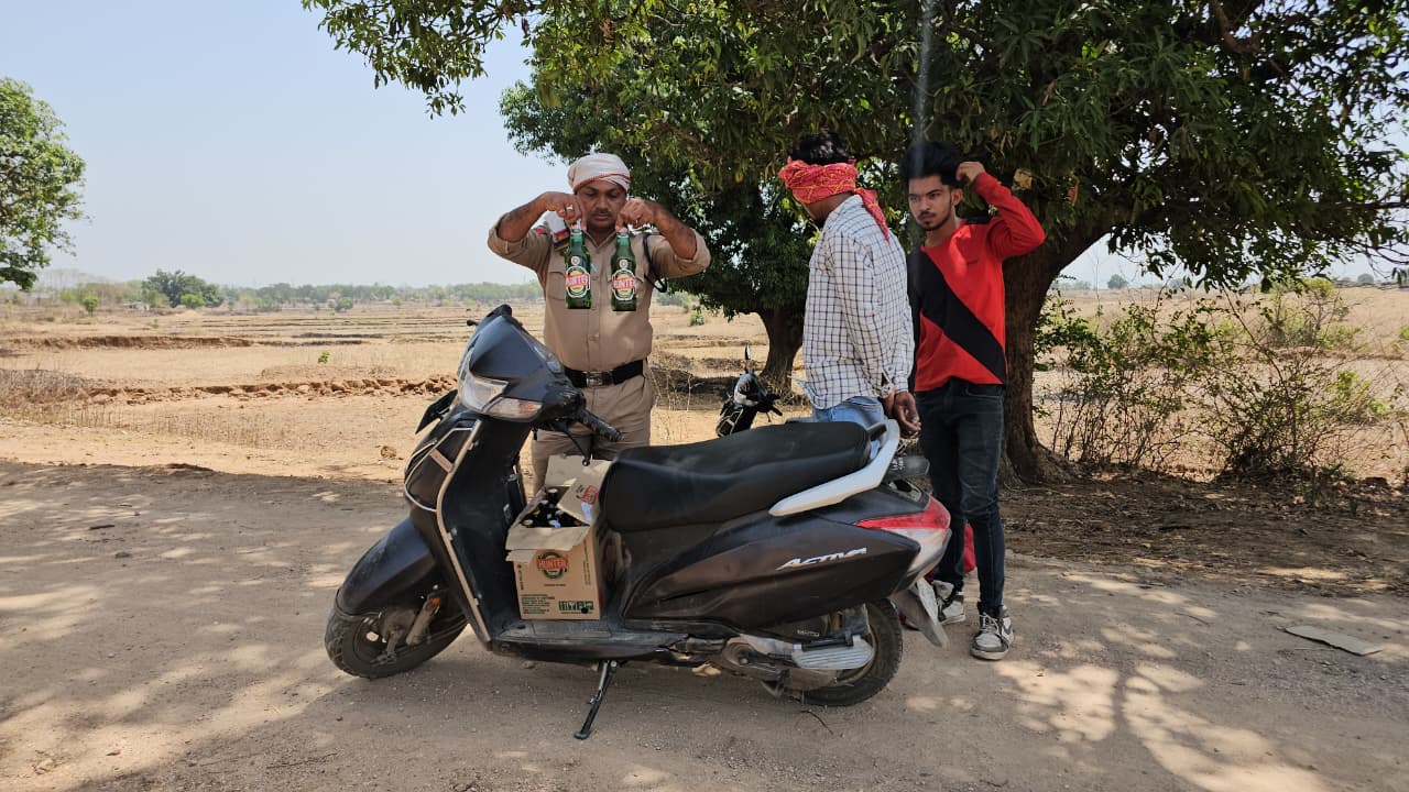 फिर पकड़ाई अवैध शराब