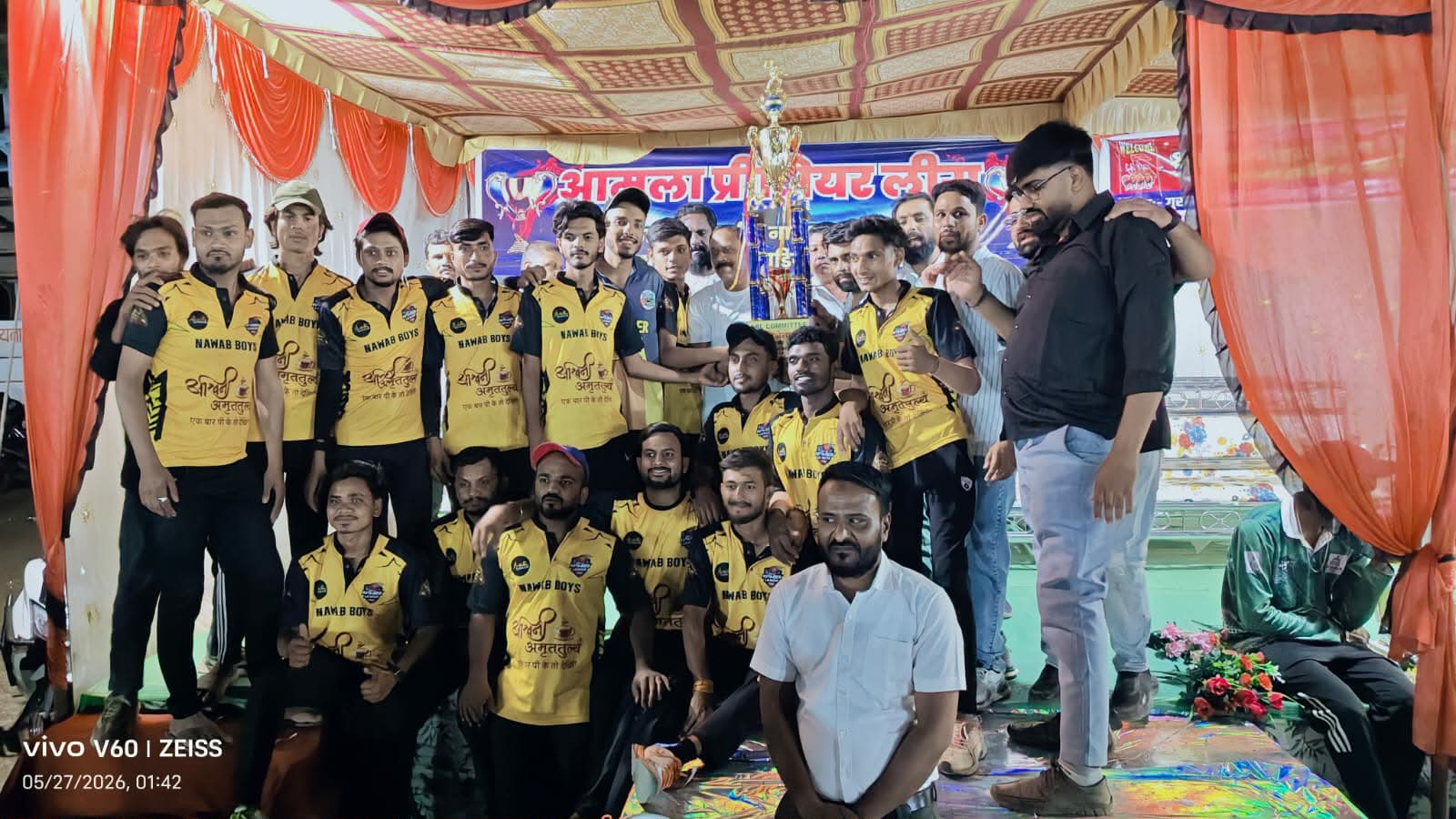 पहले ऑक्शन में हुआ चयन, फिर फाइनल जीतकर नवाब बॉयज बनी आमला की नंबर वन टीम