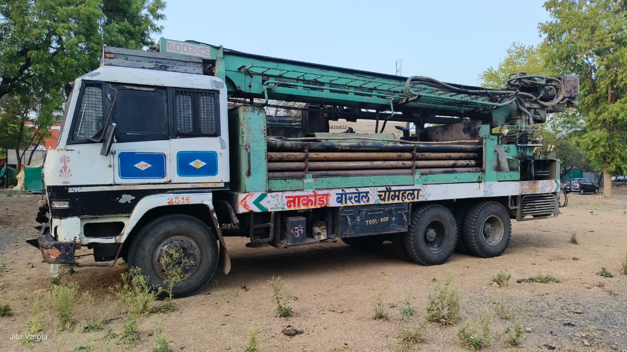 जलाभाव क्षेत्र में अवैध नलकूप उत्खनन पर कार्रवाई, दो वाहनों को जब्त कर एफआईआर दर्ज