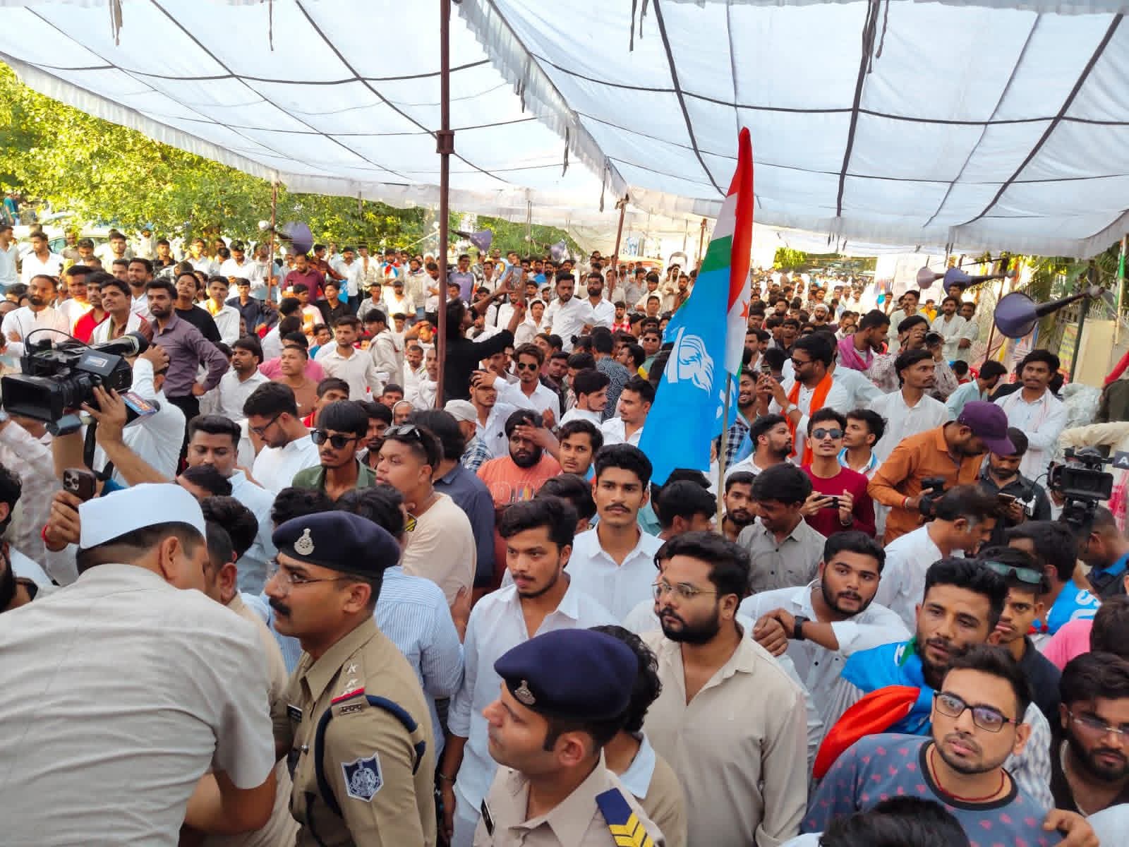 भोपाल में छात्रों का फूटा गुस्सा, NSUI ने सरकार के खिलाफ खोला मोर्चा